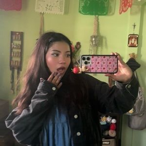 Meet your Posher, Jasmen